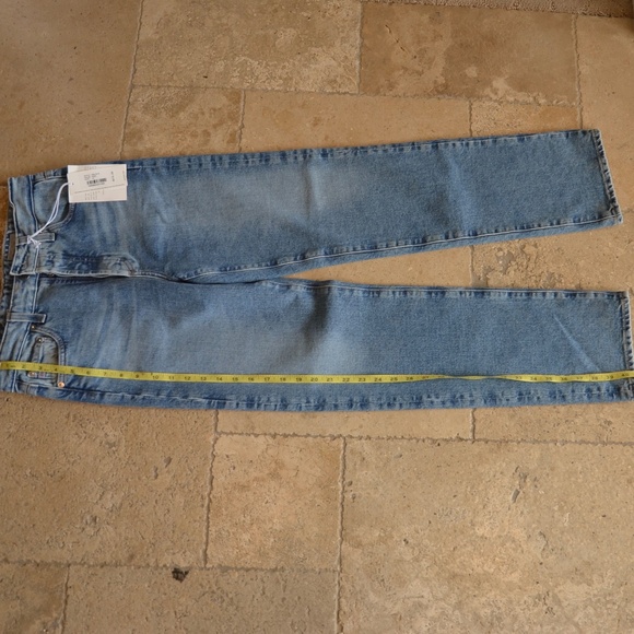 AG Alexxis Contour 360 Button Front Jeans NWT - Picture 2 of 12